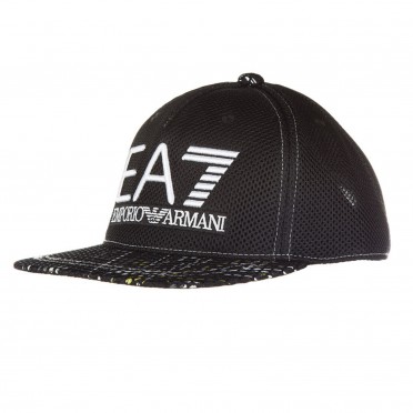 train playground m cap