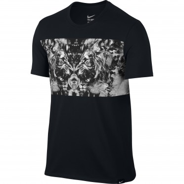 lbj lion tee