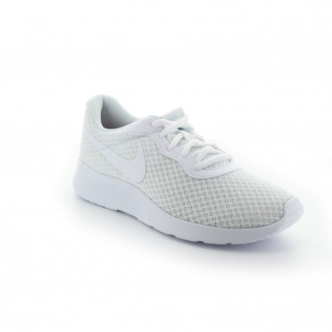 wmns nike tanjun